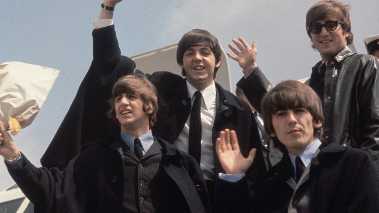 Neste dia, em 1966, uma entrevista de John Lennon gerou uma querela entre os Beatles e o Vaticano
