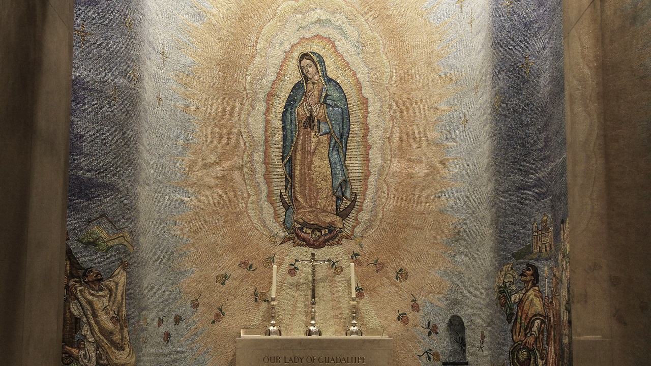 Neste dia, em 1945, o Papa Pio XII declarava Nossa Senhora de Guadalupe Padroeira da América